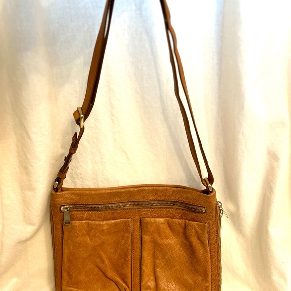 Fossil soft leather crossbody bag - Picture 3 of 10